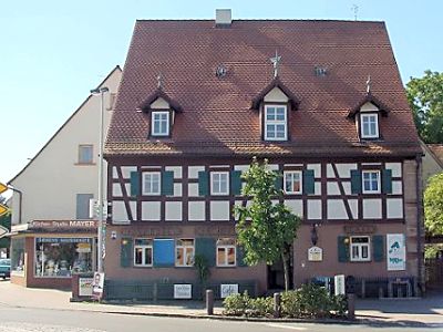 Eckhaus - Roßtal